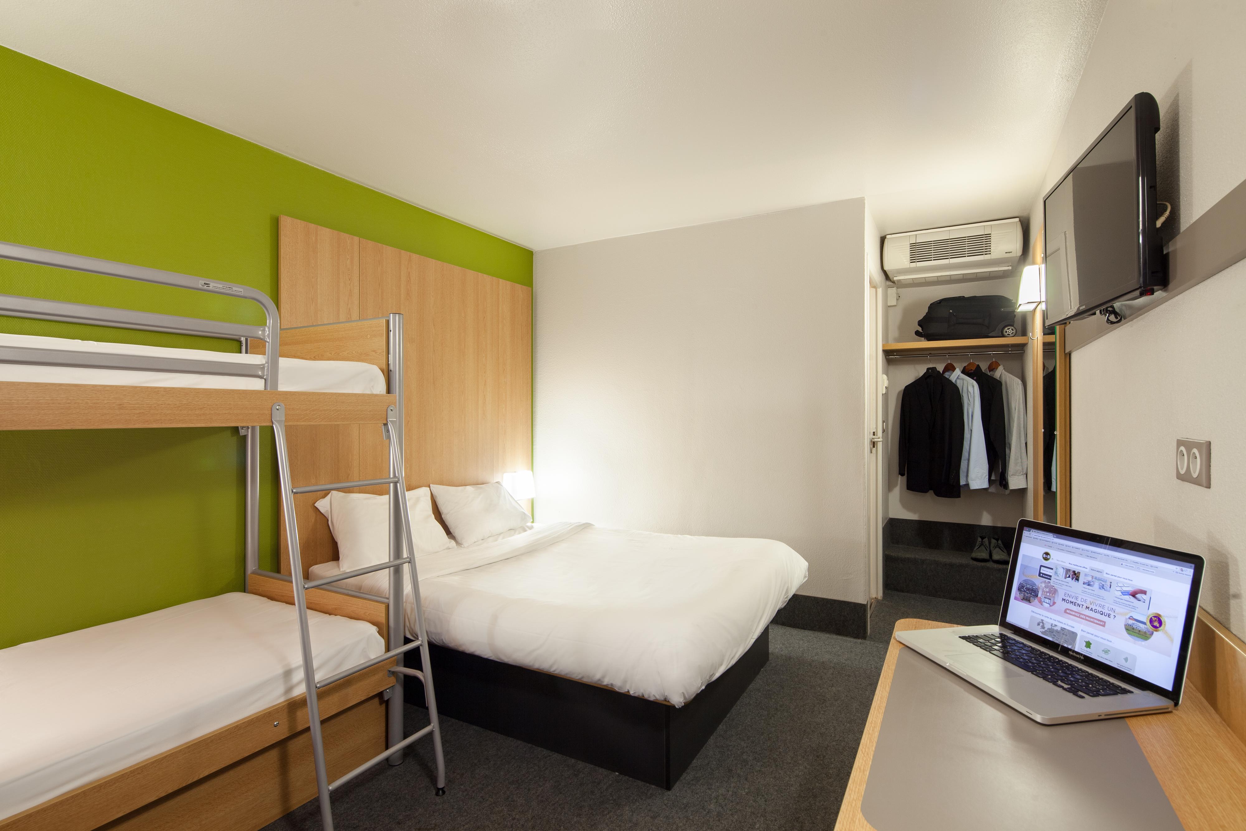 B&B Hotel Louveciennes Льо Порт-Марли Екстериор снимка